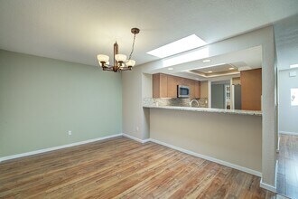 2940 76th Ave SE in Mercer Island, WA - Building Photo - Building Photo