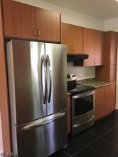 20 Seneca Trail in Denville, NJ - Foto de edificio - Building Photo