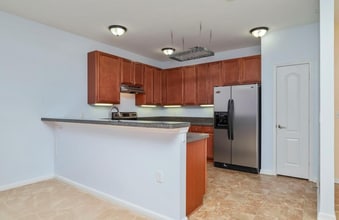 920 Southmoor Dr in Virginia Beach, VA - Building Photo - Building Photo