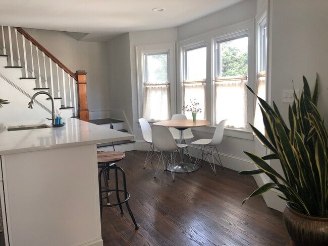 9 Oak St in Beacon, NY - Foto de edificio - Building Photo