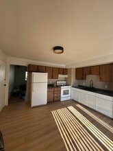 408 Meadow Ln, Unit A in Lowell, IN - Foto de edificio - Building Photo