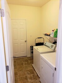 963 Sophers Row photo'