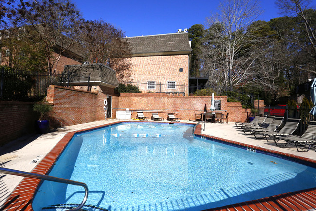 Lavista Co-op in Atlanta, GA - Building Photo - Building Photo