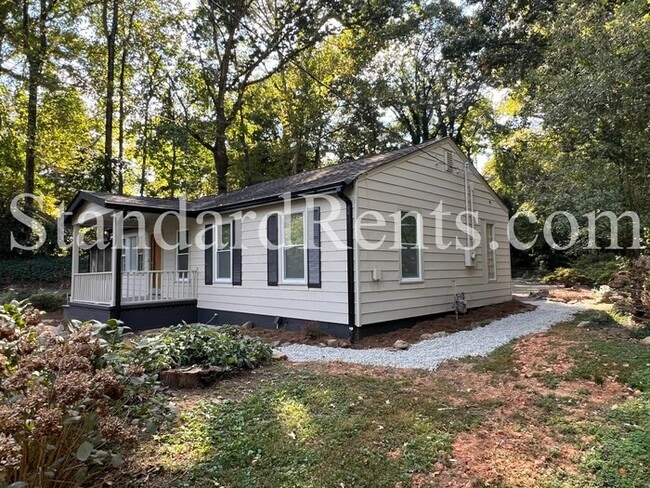 1752 Wenlock St NW in Atlanta, GA - Foto de edificio - Building Photo
