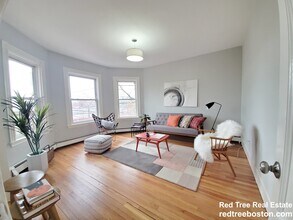 25 Kensington Ave in Somerville, MA - Building Photo - Building Photo