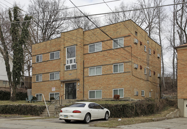 3548 Brotherton Rd in Cincinnati, OH - Building Photo - Building Photo