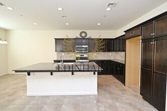 3834 Sussex Ave in Clovis, CA - Building Photo - Building Photo