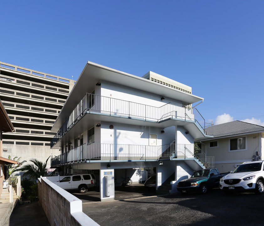 1746 Huna St in Honolulu, HI - Building Photo