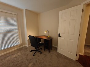 521 N Graham St in Charlotte, NC - Building Photo - Building Photo