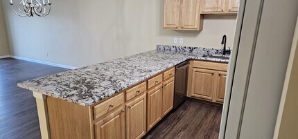 5113 Minuteman Ln in Liverpool, NY - Building Photo - Building Photo