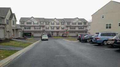 428 Brigantine Ct in Mechanicsburg, PA - Building Photo - Building Photo