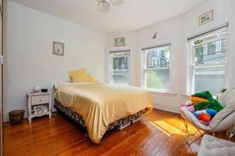 15 Traymore St, Unit 1 in Cambridge, MA - Building Photo - Building Photo