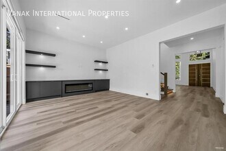 5238-5236 6 Ave in Delta, BC - Building Photo - Building Photo