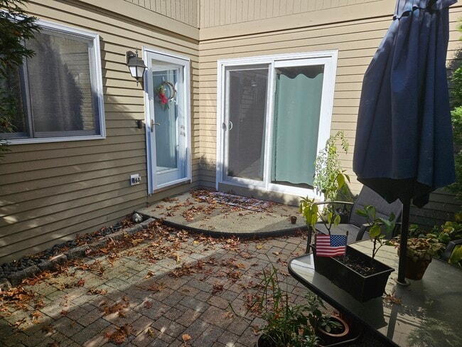 property at 9 Manor House Ln