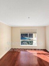 2550 Oak Rd in Walnut Creek, CA - Building Photo - Building Photo