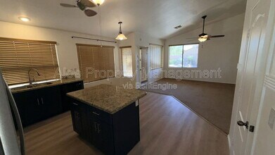 42367 Chambers Dr in Maricopa, AZ - Building Photo - Building Photo