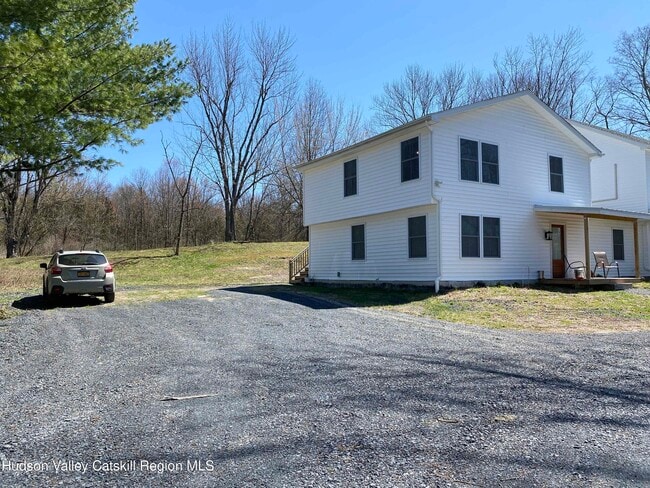 230 NY-32 in New Paltz, NY - Building Photo - Building Photo