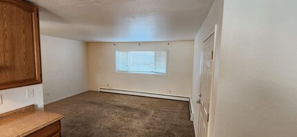 401 N Mumford St in Anchorage, AK - Building Photo - Building Photo