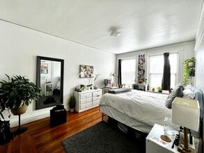 144 Coolidge St in Brookline, MA - Building Photo - Building Photo