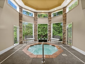 Canyon Park Apartments in Puyallup, WA - Foto de edificio - Building Photo