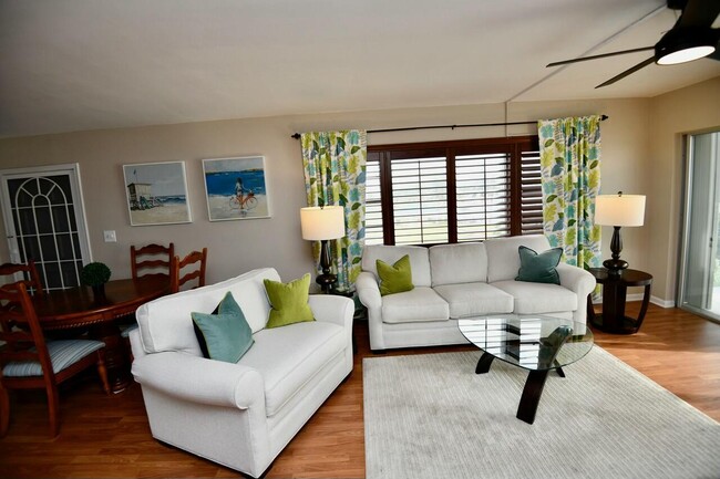 property at 501 Lake Shore Dr