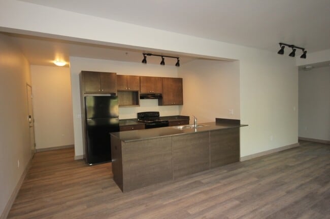 718 Edgewood Pl in Whitefish, MT - Building Photo - Building Photo