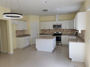 4714 Frank St in Dallas, TX - Building Photo - Building Photo