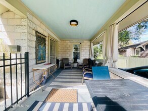 2745 Downing St in Jacksonville, FL - Building Photo - Building Photo