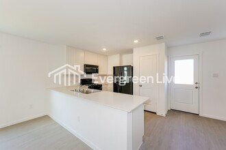 1677 Stellar Sea Ln in Fort Worth, TX - Building Photo - Building Photo