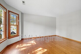 932 Nugent Dr in Chesapeake, VA - Building Photo - Building Photo