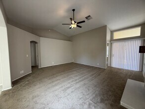 7721 W Tonto Dr in Glendale, AZ - Building Photo - Building Photo