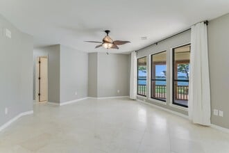 106 Agarita Dr in Burnet, TX - Building Photo - Building Photo