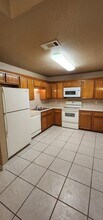 5005 Heather Ln in Killeen, TX - Building Photo - Building Photo