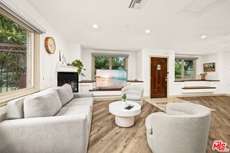 272 N Chester Ave in Pasadena, CA - Building Photo - Building Photo