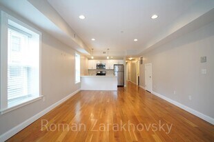 52 Kent St in Brookline, MA - Building Photo