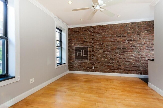 E 18TH ST. in New York, NY - Foto de edificio - Building Photo