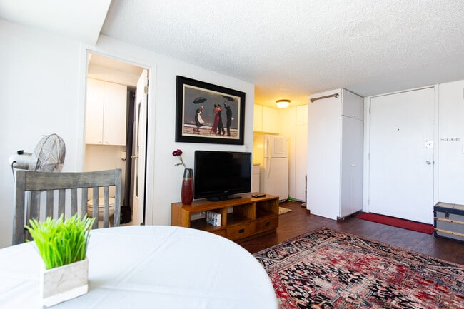 2888 Ala Ilima St, Unit 1406 in Honolulu, HI - Foto de edificio - Building Photo