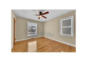 6903 Thornton Dr in Parma, OH - Building Photo - Building Photo