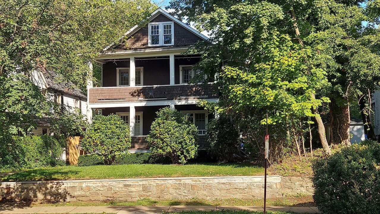 5107 Roland Ave in Baltimore, MD - Building Photo
