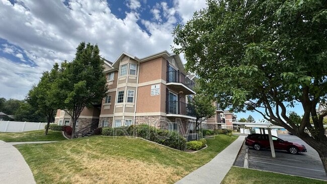 1617 W Treille Ct in West Valley City, UT - Building Photo - Building Photo