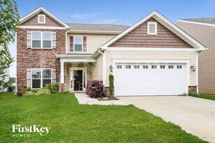 732 Breeders Cup Dr in Whitsett, NC - Building Photo