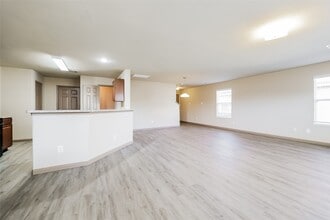 2438 Jonahs Wy in Houston, TX - Building Photo - Building Photo