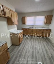 2902 Mitchell Ave in St. Joseph, MO - Building Photo - Building Photo