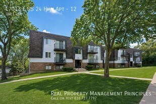 17013 US-24 in Independence, MO - Building Photo