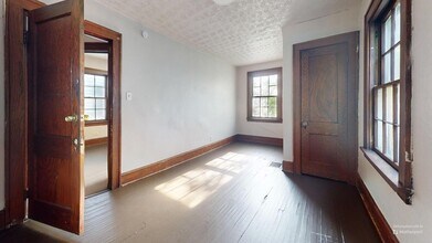 258 S Portage Path in Akron, OH - Building Photo - Building Photo