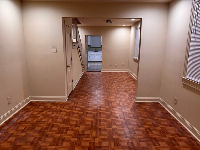 2555 Elder St in New Orleans, LA - Building Photo - Building Photo
