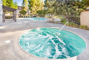 Stonewood Apartments