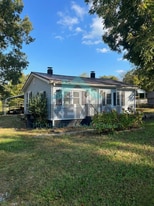 715 3rd Ave in Reidsville, NC - Building Photo