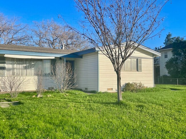 property at 2650 Cactus Ave