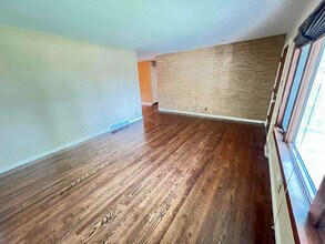 1485 S Fenton St in Lakewood, CO - Foto de edificio - Building Photo